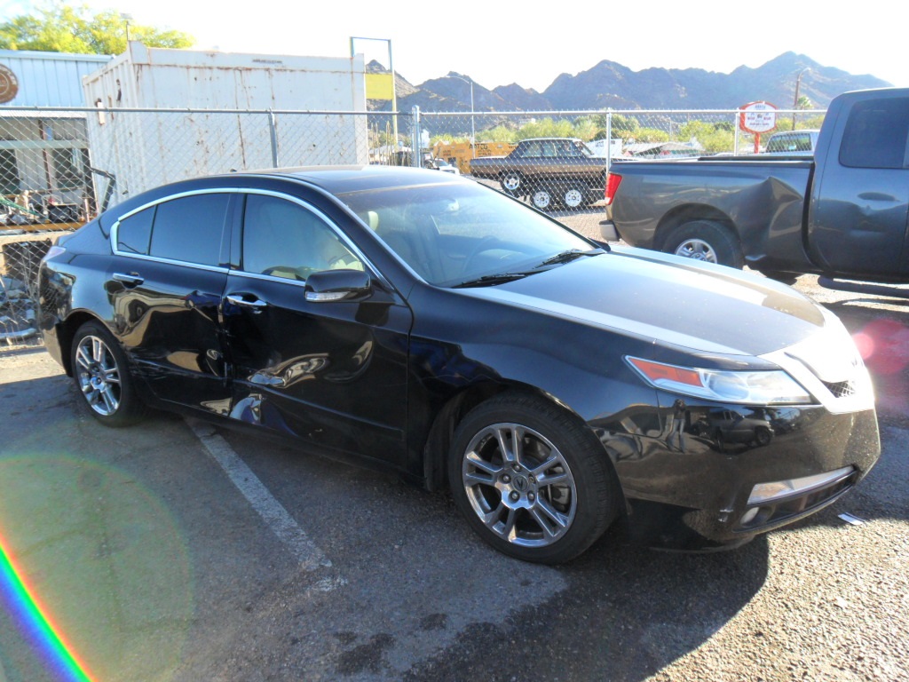 usa collision left side damage to acura